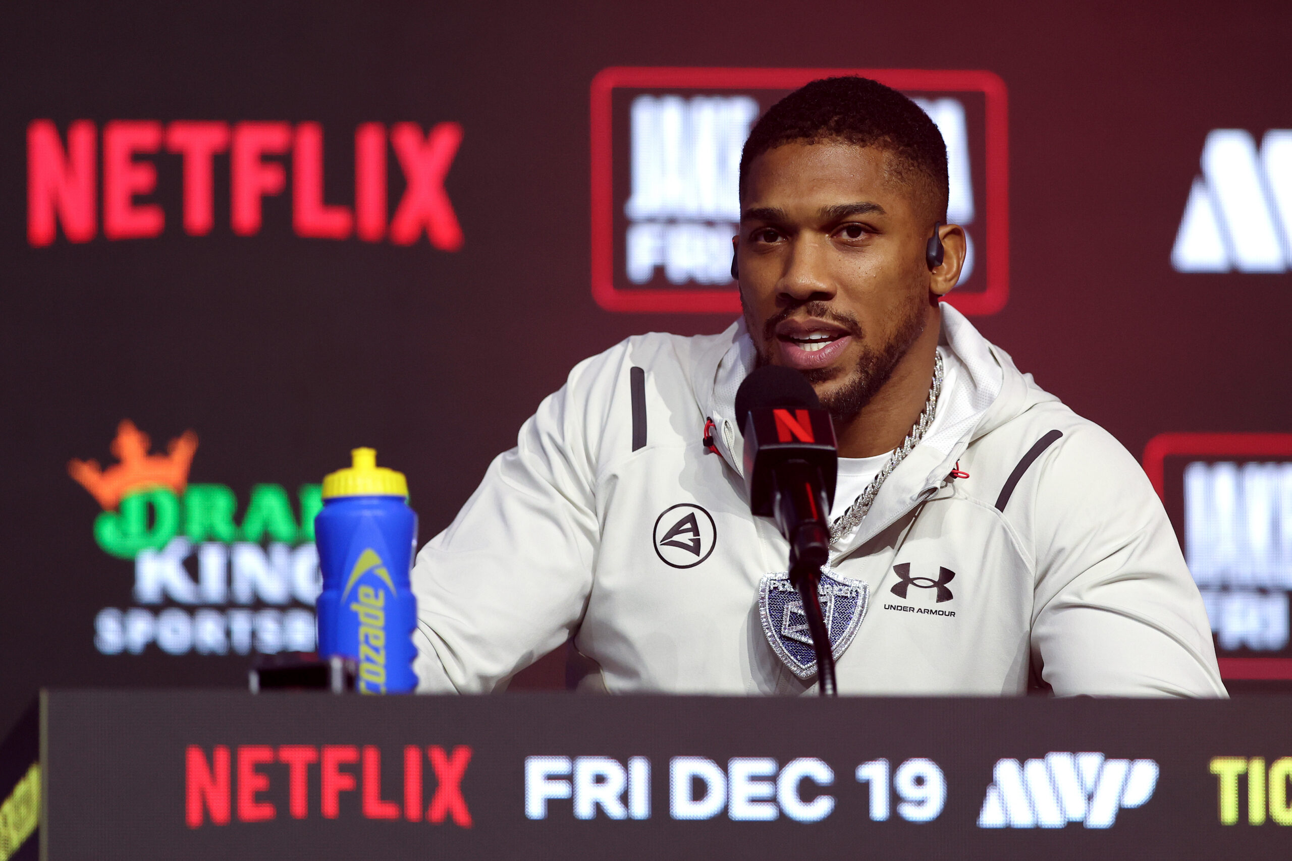 Joshua quiere pelear con Fury sin combates intermedios — Hearn