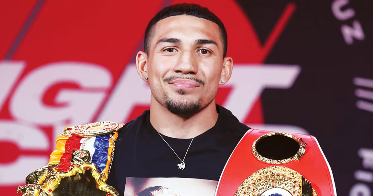 Teofimo Lopez Names His Favorite Boxer of This Era Teofimo Lopez Names His Favorite Boxer of This Era