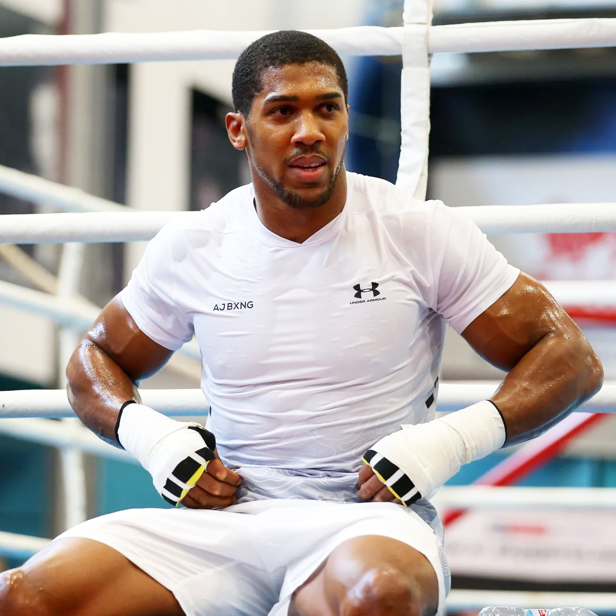 Joshua ya no está en el top 10. El británico salió del ranking pesado de The Ring Joshua ya no está en el top 10. El británico salió del ranking pesado de The Ring