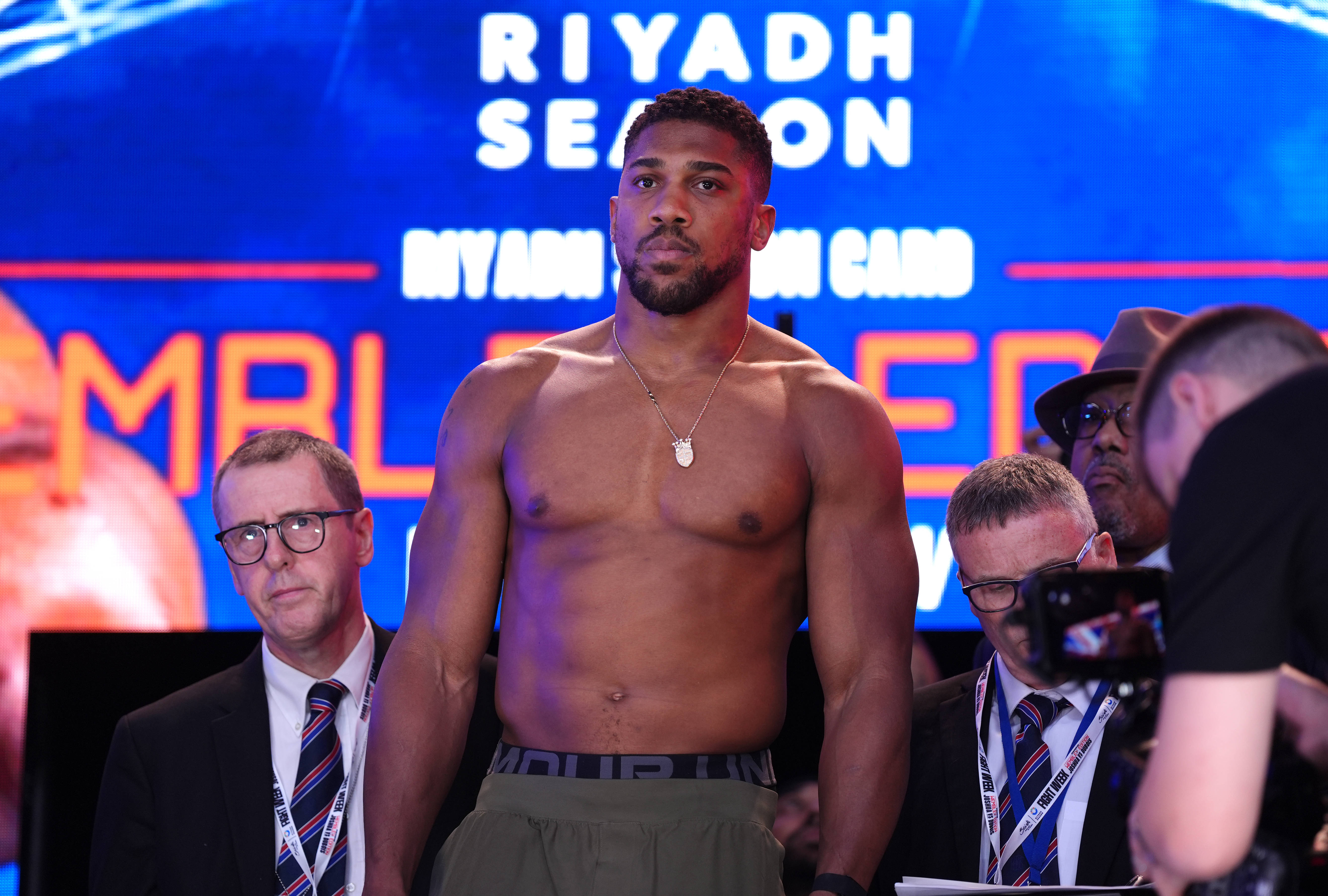Matchroom CEO: “Talks Are Still Ongoing About Joshua vs. Jake”