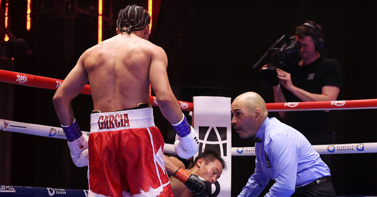 Garcia Outboxes Imanaga, Scoring a Knockdown
