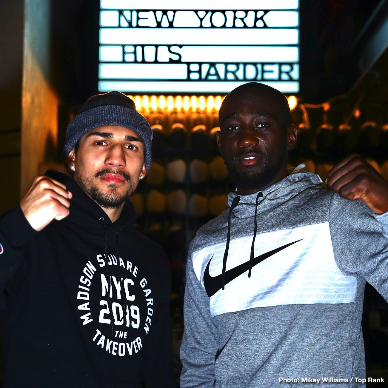 Crawford – a López: «¿Cuándo vas a firmar el contrato con mi hermano menor?»