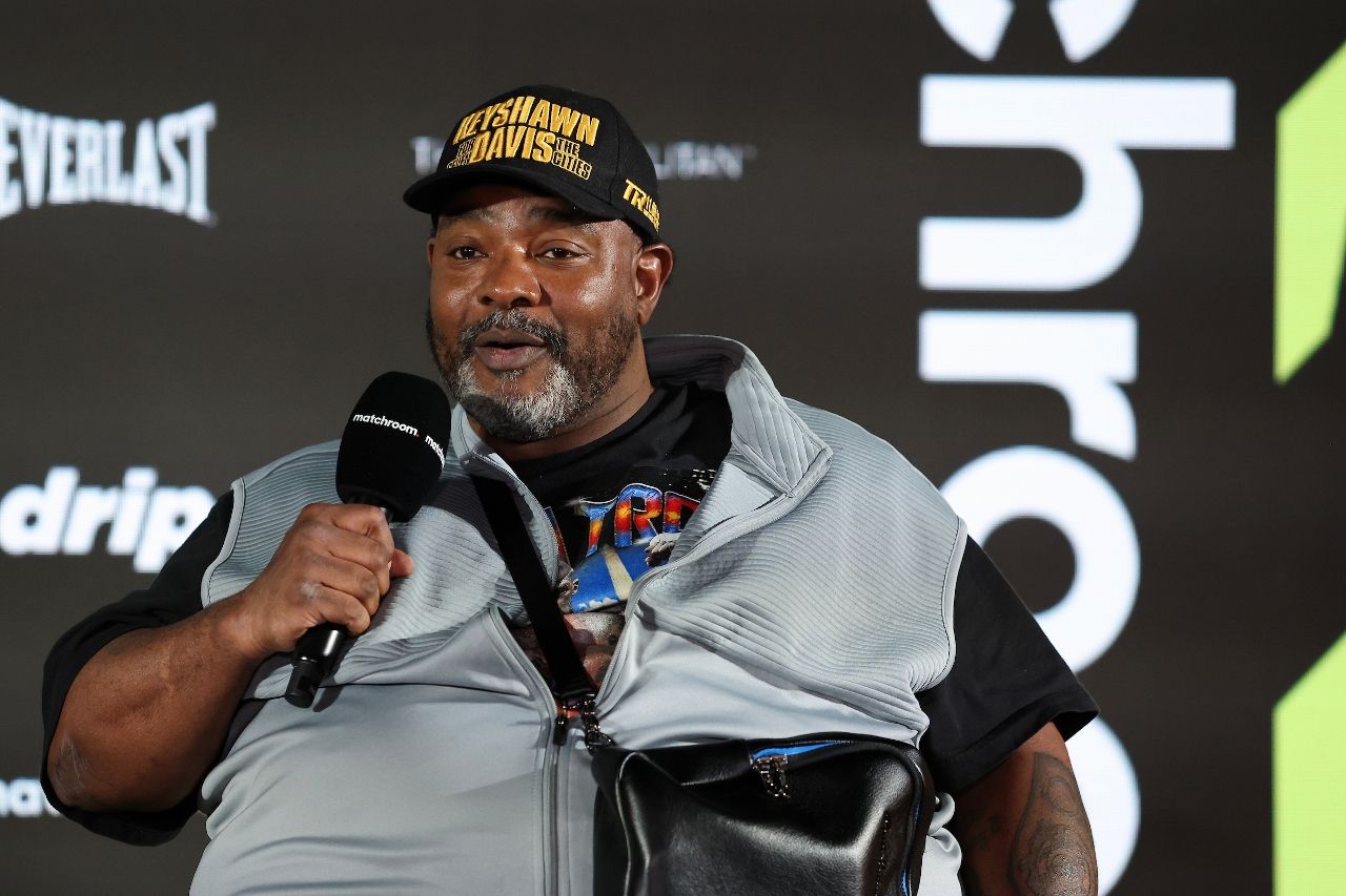 El entrenador de Crawford sobre la pelea contra Canelo: «Lo destrozará» El entrenador de Crawford sobre la pelea contra Canelo: «Lo destrozará»