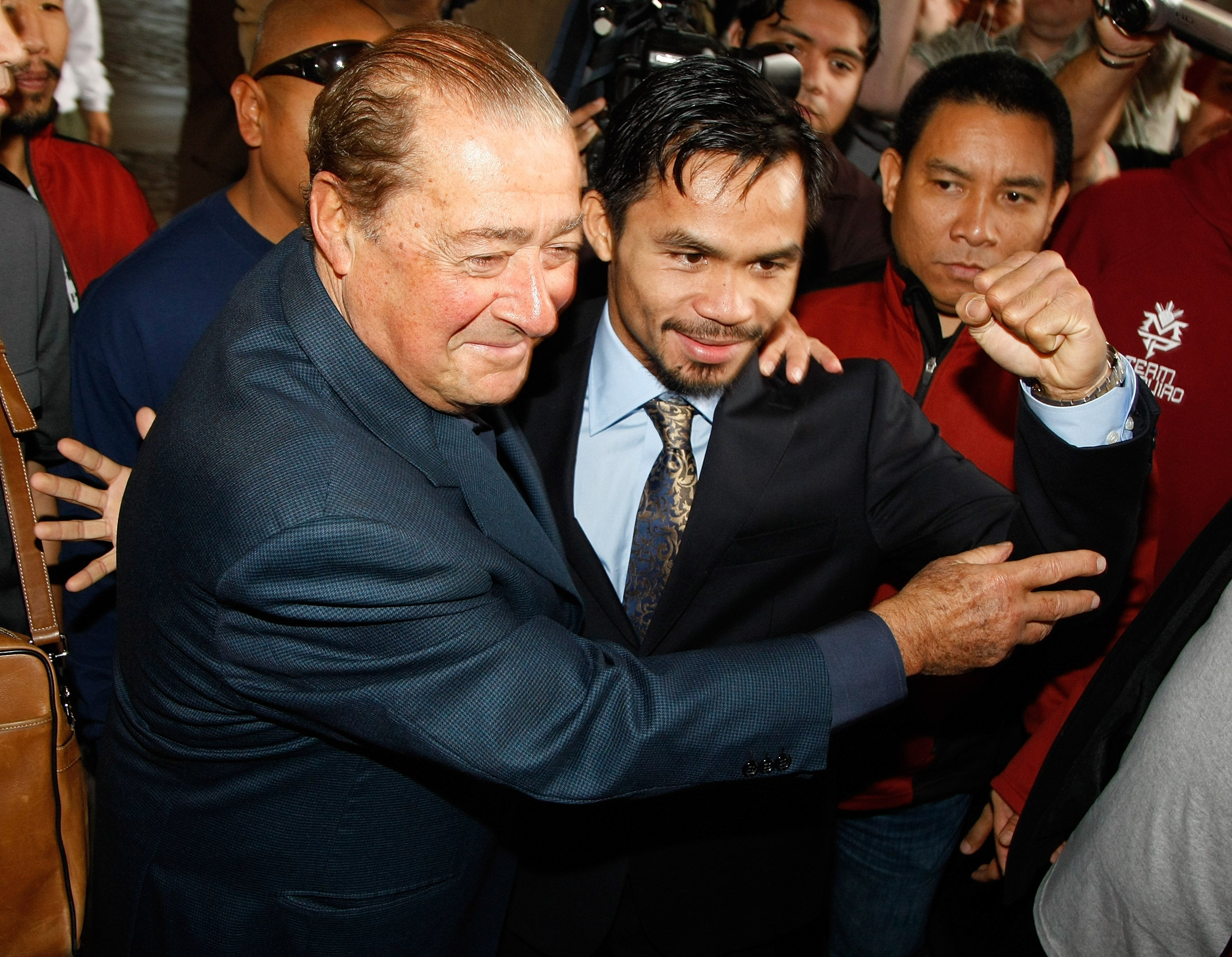 Bob Arum evaluó las posibilidades de Pacquiao en una pelea contra Romero