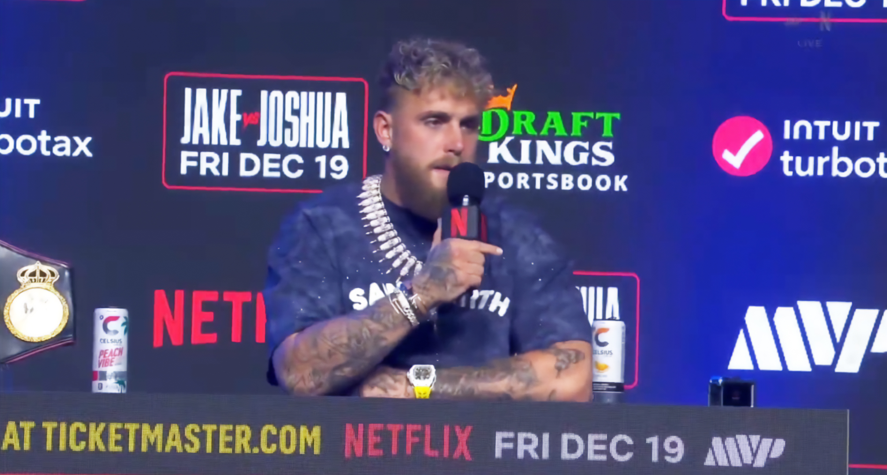 Jake sobre las palabras de Wilder sobre una pelea arreglada: «Fury le pegó mucho en la cabeza» Jake sobre las palabras de Wilder sobre una pelea arreglada: «Fury le pegó mucho en la cabeza»