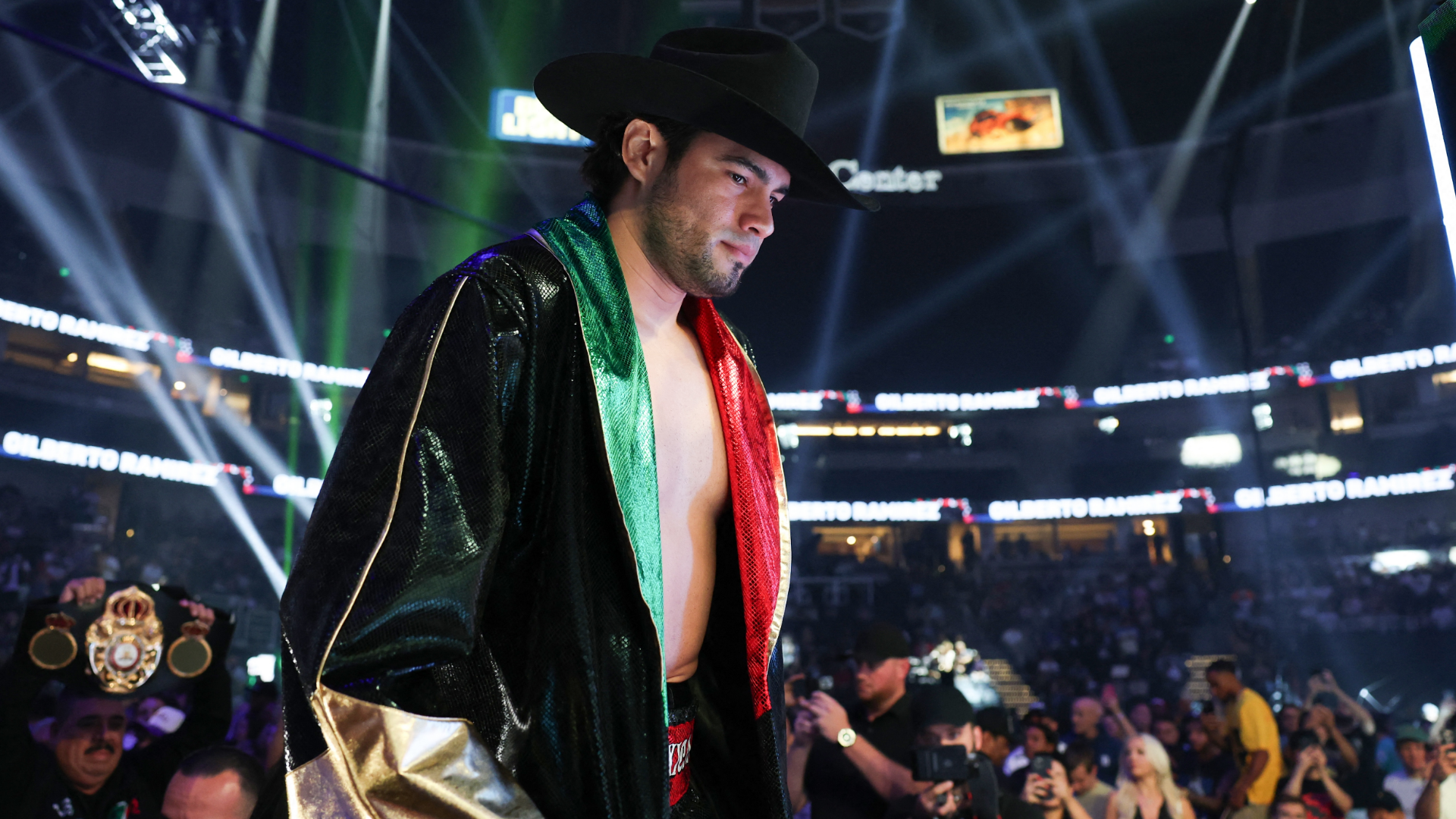 «Будь готовий». Зурдо звернувся до Джея Опетаї