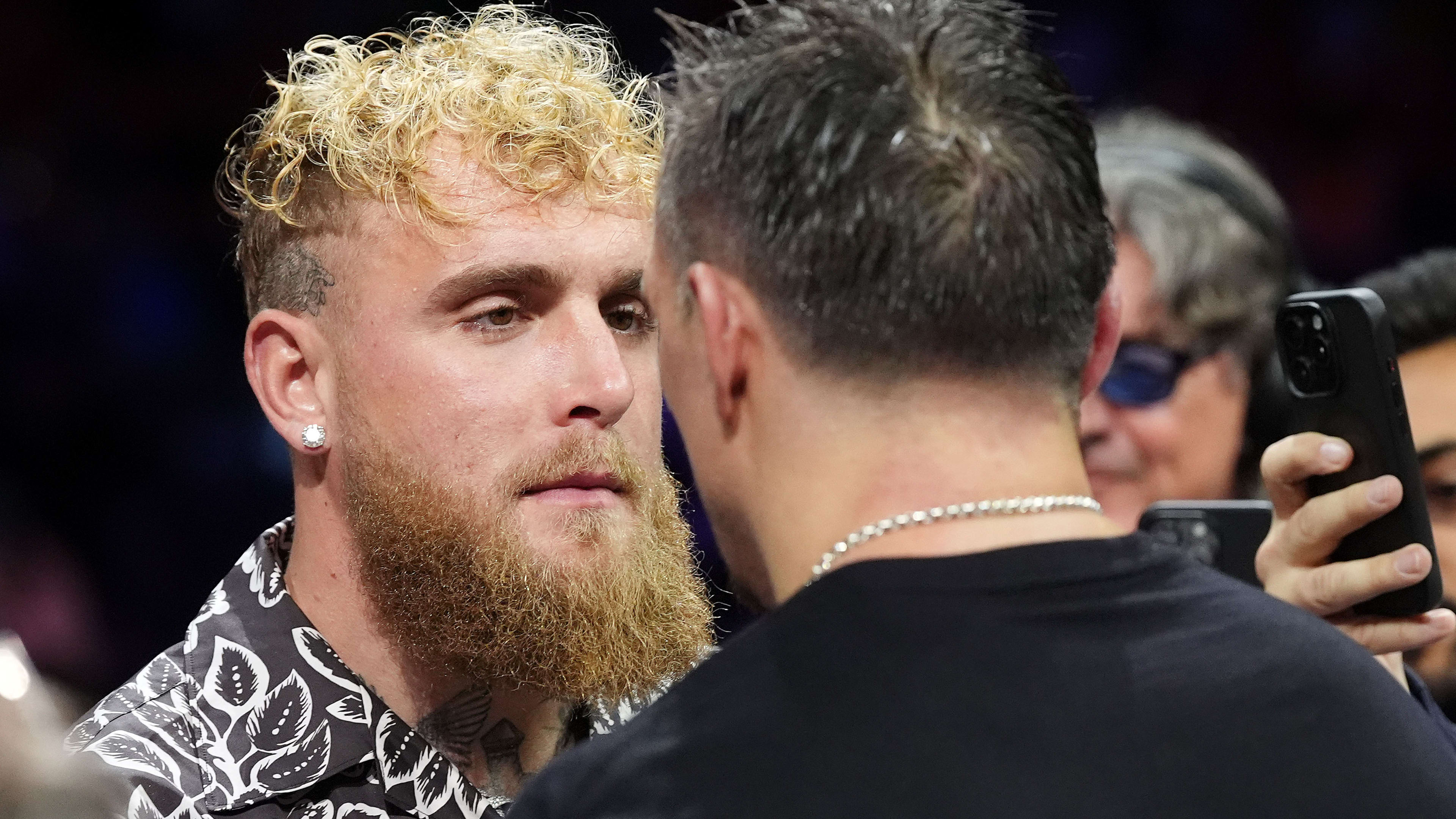 Usyk a Jake Paul: “Te esperaré en la jaula”
