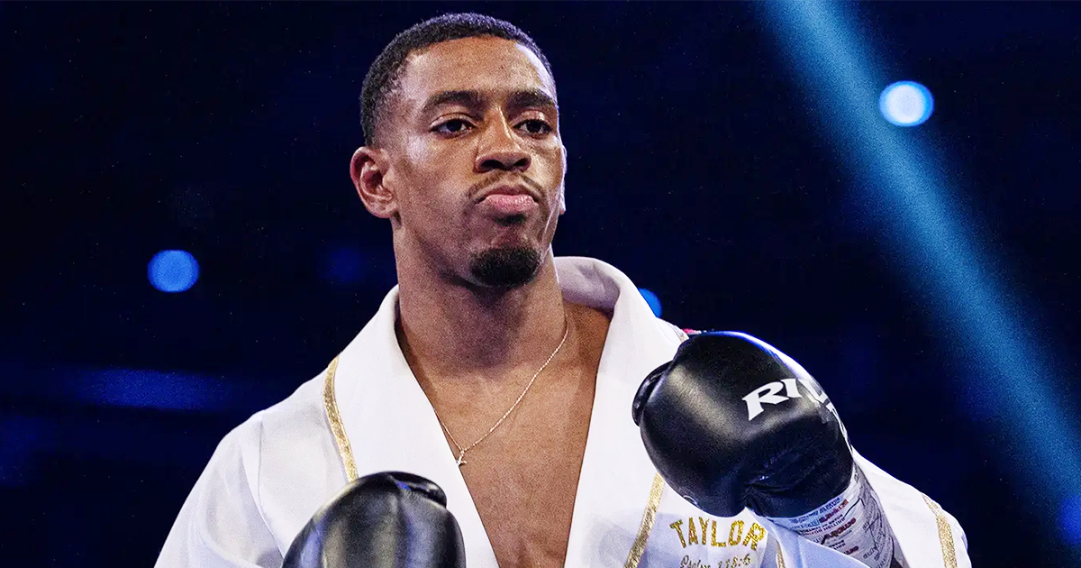 Езра Тейлор достроково побив Вудалла Езра Тейлор достроково побив Вудалла