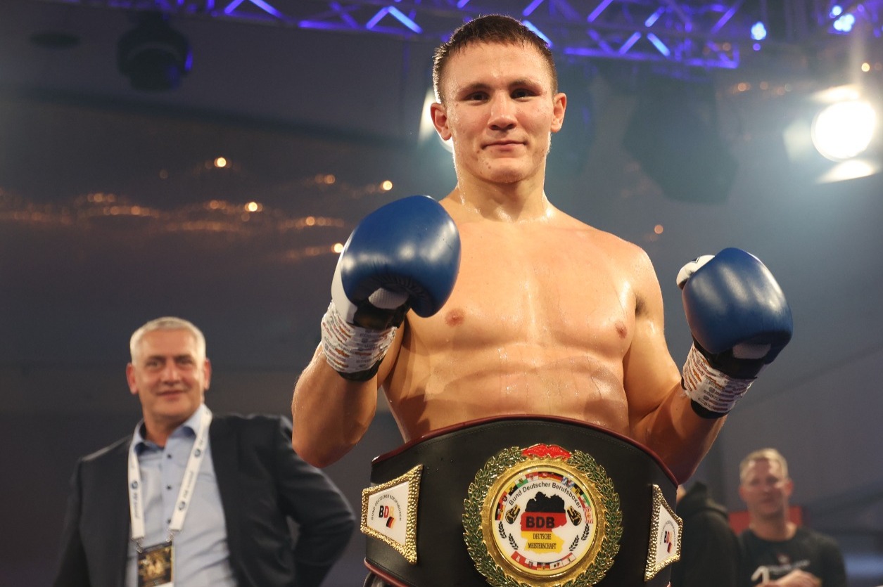 Eifert Named Official Challenger for Bivol Eifert Named Official Challenger for Bivol