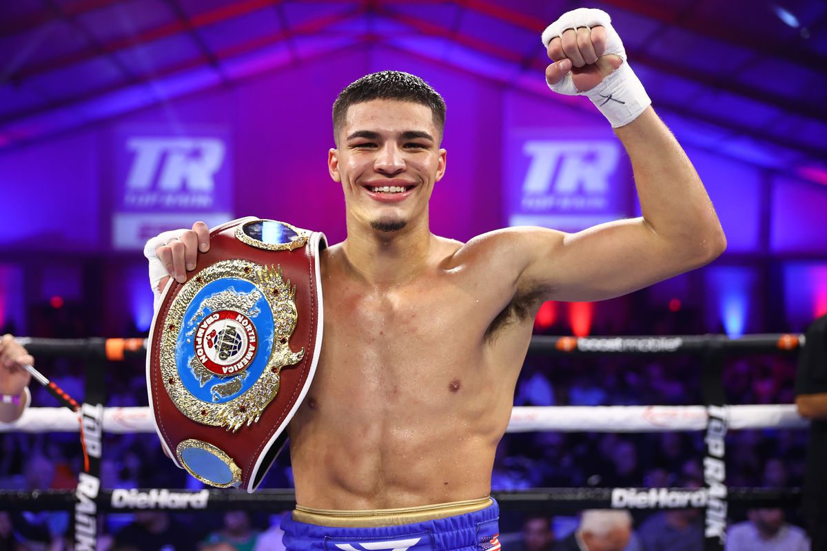 Фундора проти Заяса – потенційний бій року. Його треба робити просто зараз