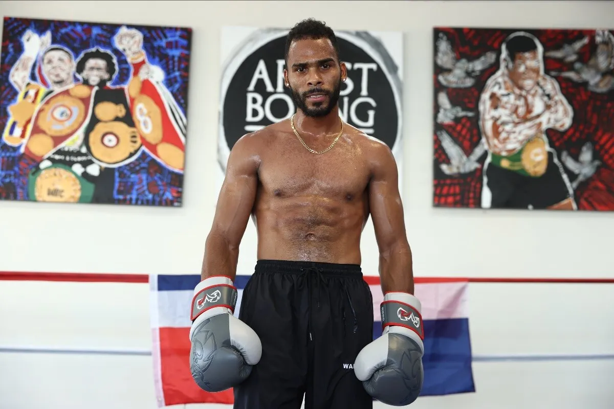 Zuffa Boxing Bolsters Roster: Edwin De Los Santos Joins Dana White’s Promotion Zuffa Boxing Bolsters Roster: Edwin De Los Santos Joins Dana White’s Promotion