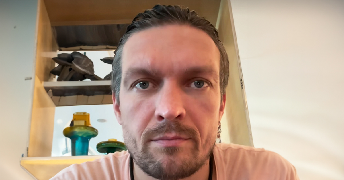 Primeras palabras de Usyk tras renunciar al título de la WBO