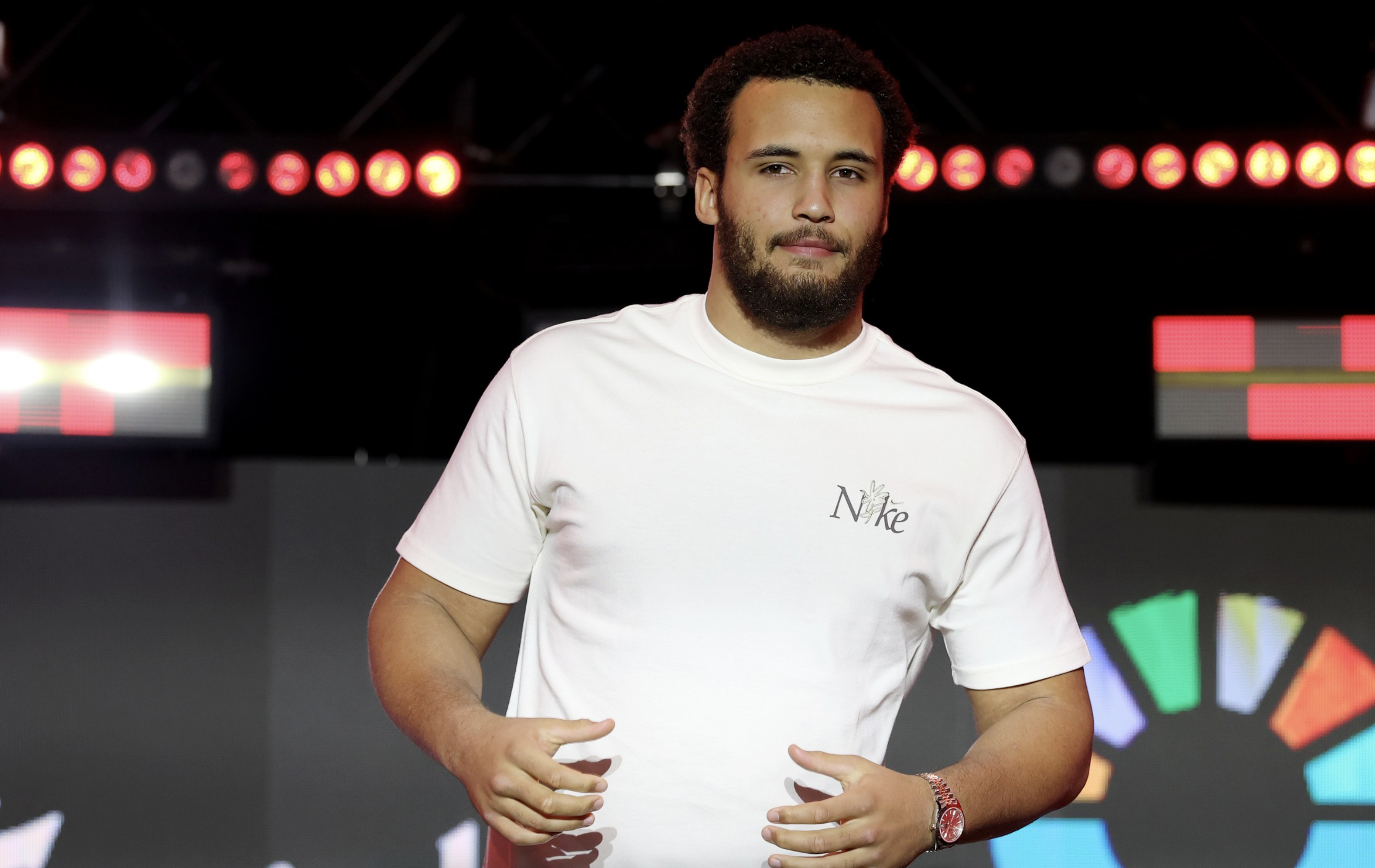 Тони Белью назвал идеального соперника для Мозеса Итаумы Тони Белью назвал идеального соперника для Мозеса Итаумы