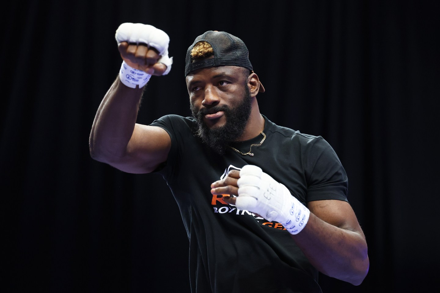 Efe Ajagba competirá en Zuffa Boxing. Peleará con un ex campeón