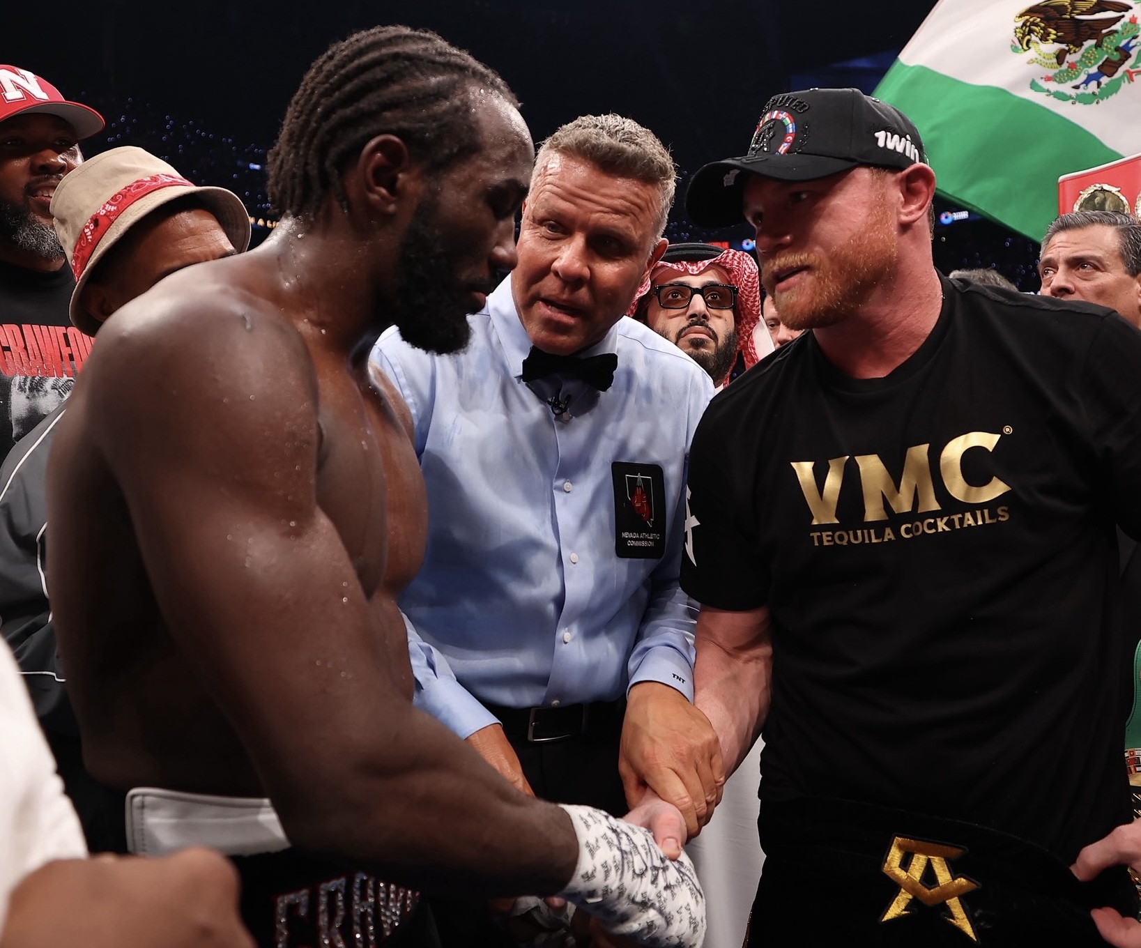 AI Scores Canelo–Crawford a Draw