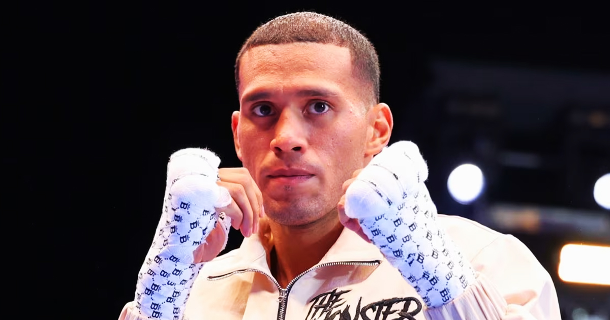 Benavidez creó a su boxeador ideal: De La Hoya, Golovkin y Usyk en la lista