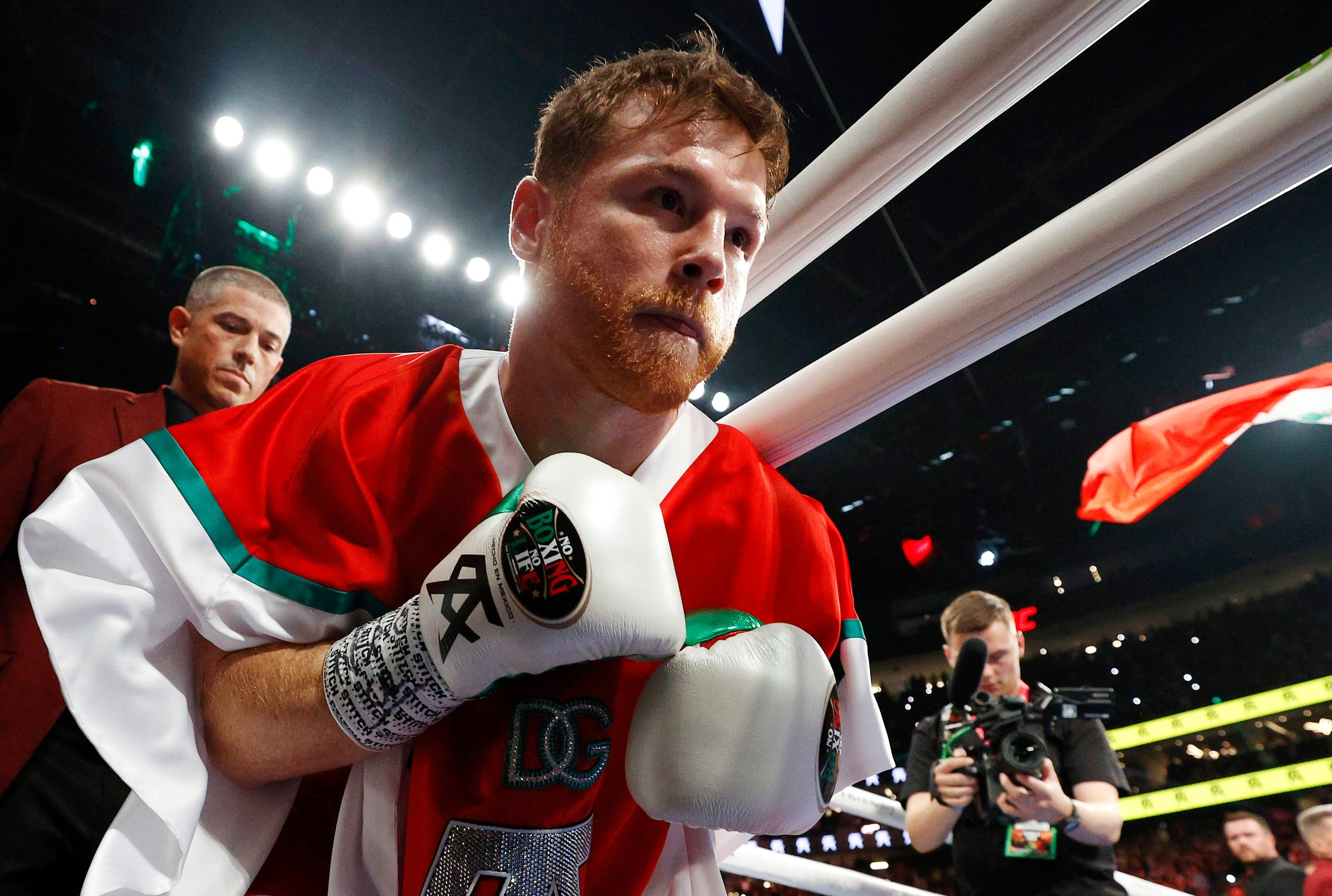 Jake sobre la pelea con Canelo: «Turki ya mostró cierto interés» Jake sobre la pelea con Canelo: «Turki ya mostró cierto interés»