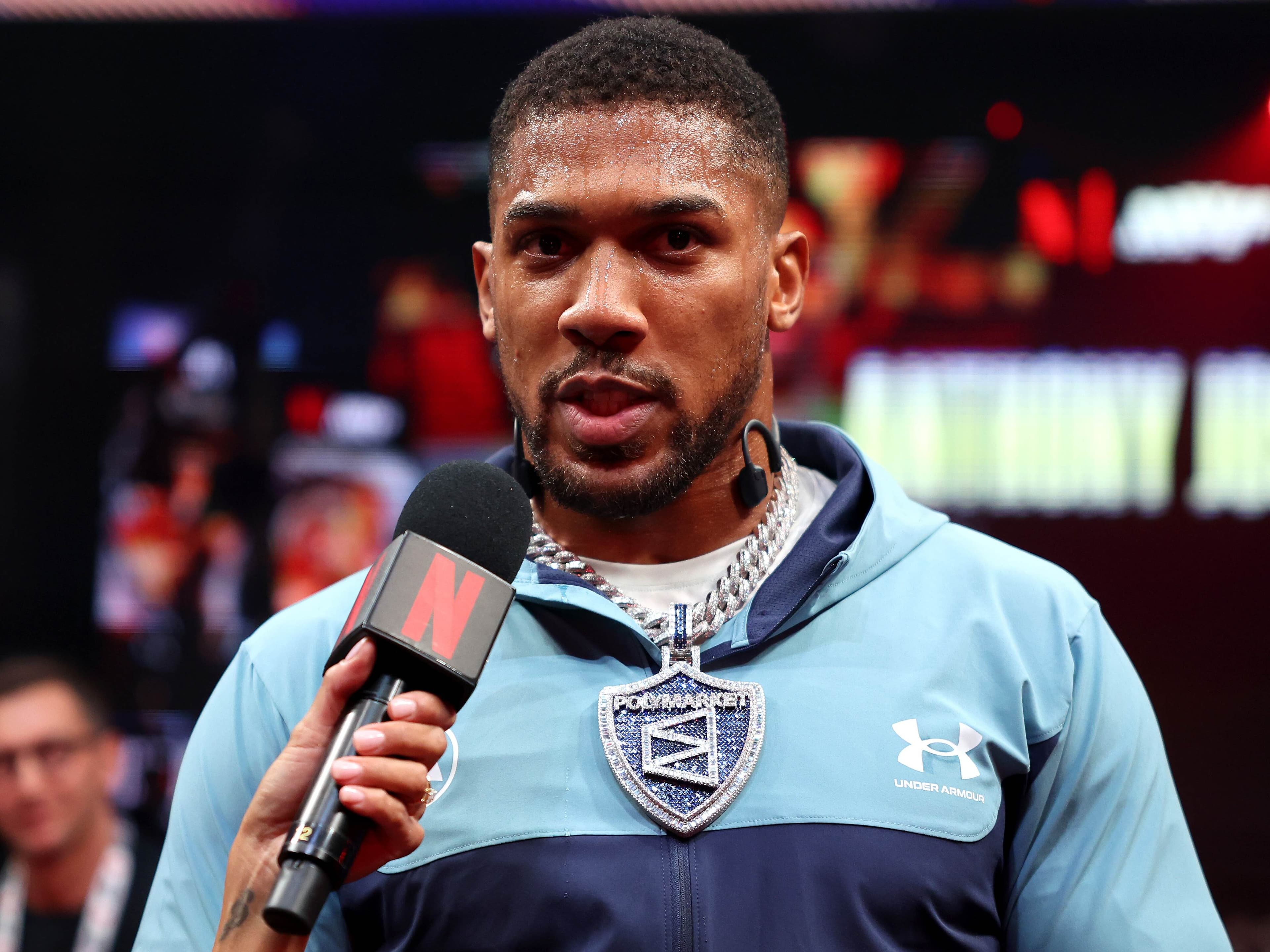 Anthony Joshua: «Tengo que salir y aplastar a Jake Paul»