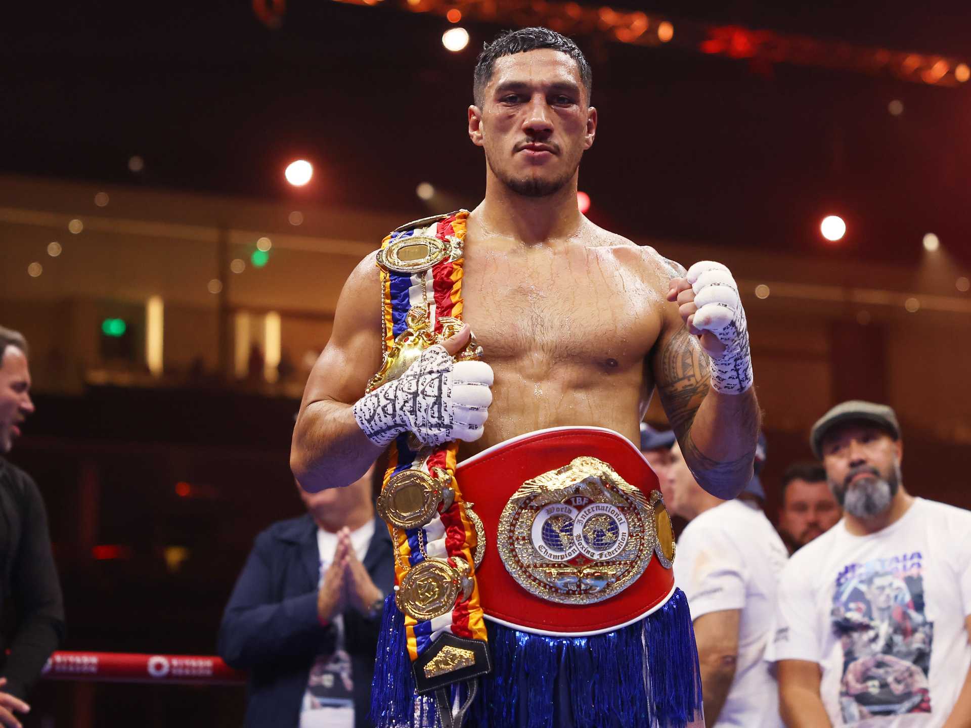 ¿Debería Opetaia enfrentarse a Itauma? Responde un experto ¿Debería Opetaia enfrentarse a Itauma? Responde un experto