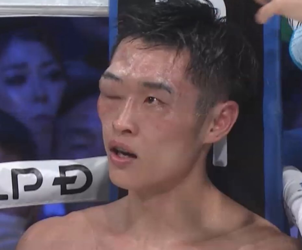 Nakatani es campeón mundial unificado en peso gallo