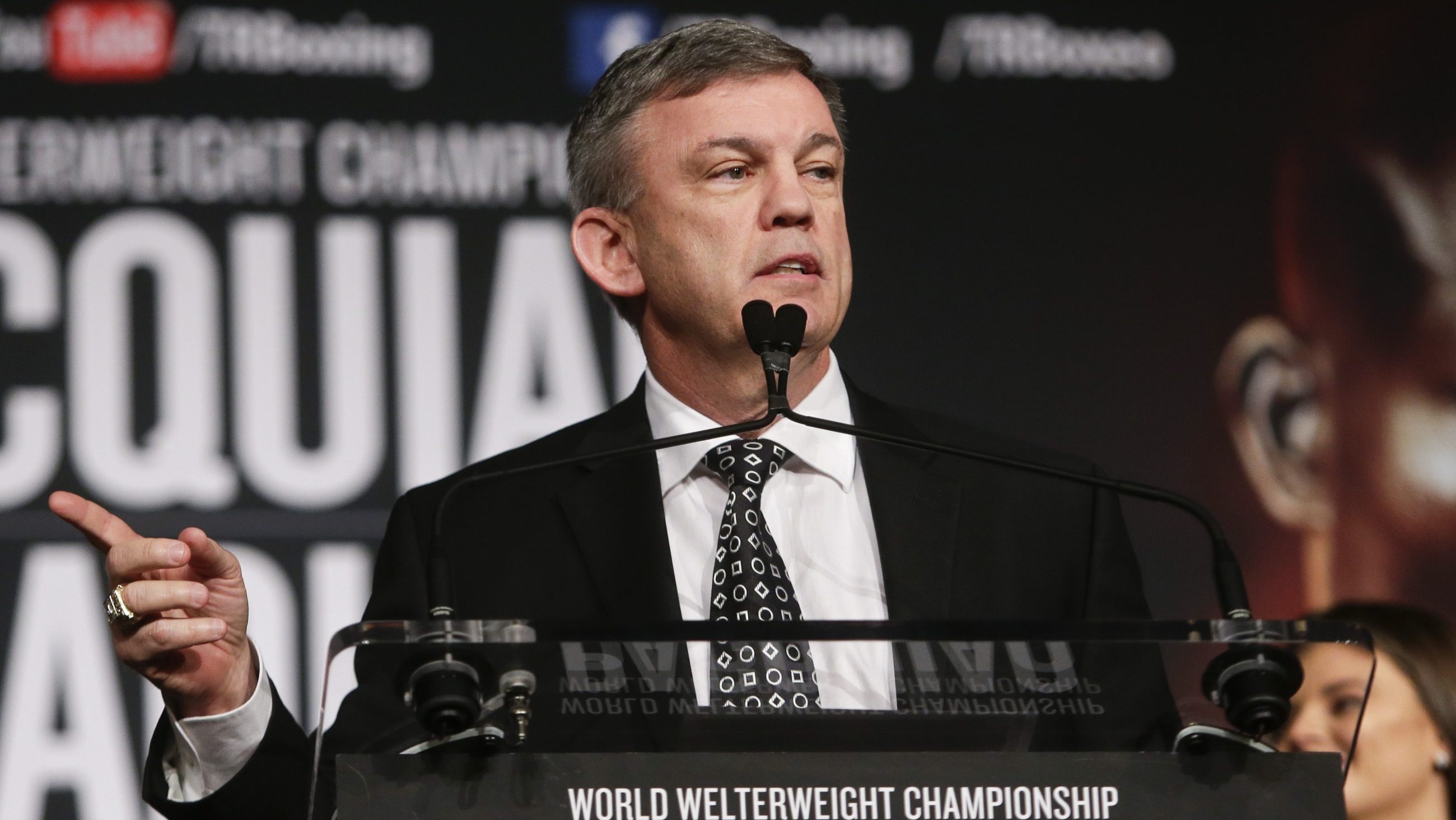 Teddy Atlas on Usyk: “Get the Most Out of It, Then Walk Away”