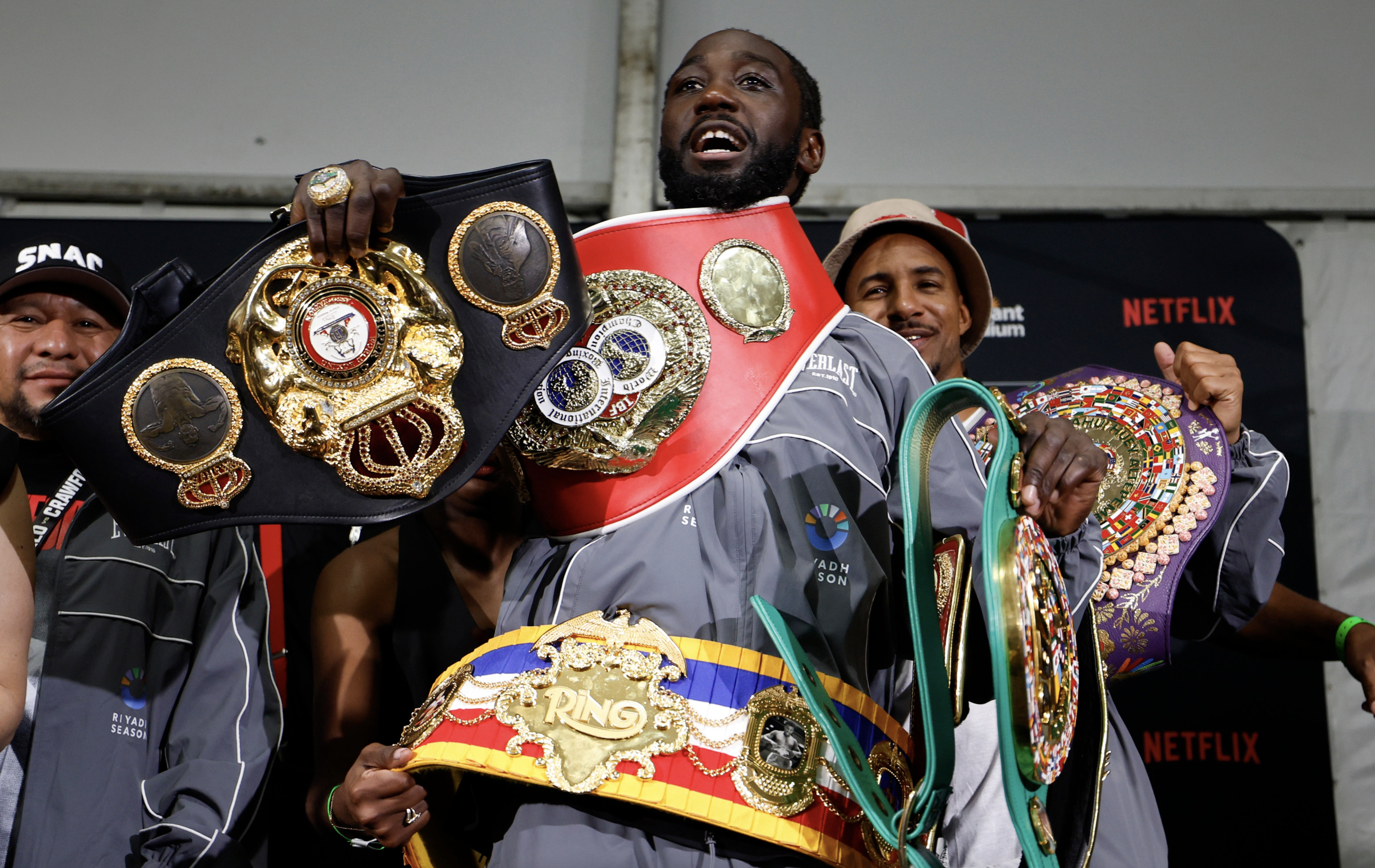Weekly Results: Crawford’s Triumph, Inoue’s Victory, Champions Fall