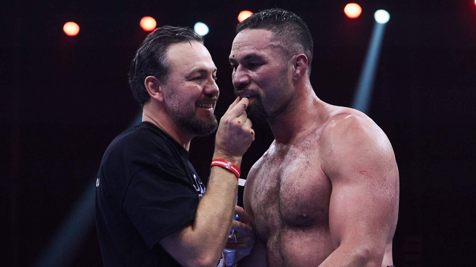 El entrenador de Parker responde si cambiaría algo en la pelea contra Wardley El entrenador de Parker responde si cambiaría algo en la pelea contra Wardley