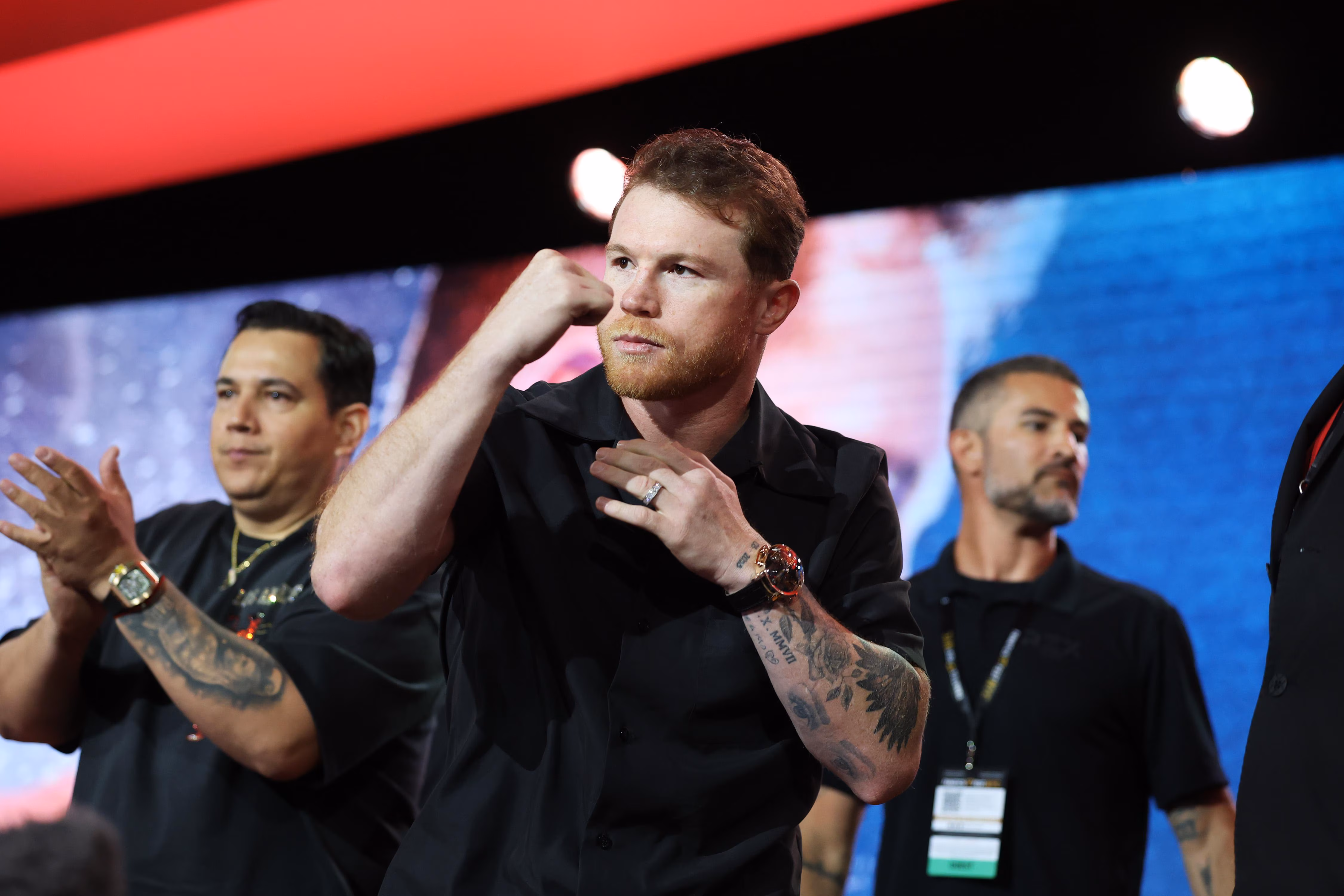 El entrenador de Crawford propuso un rival para Canelo