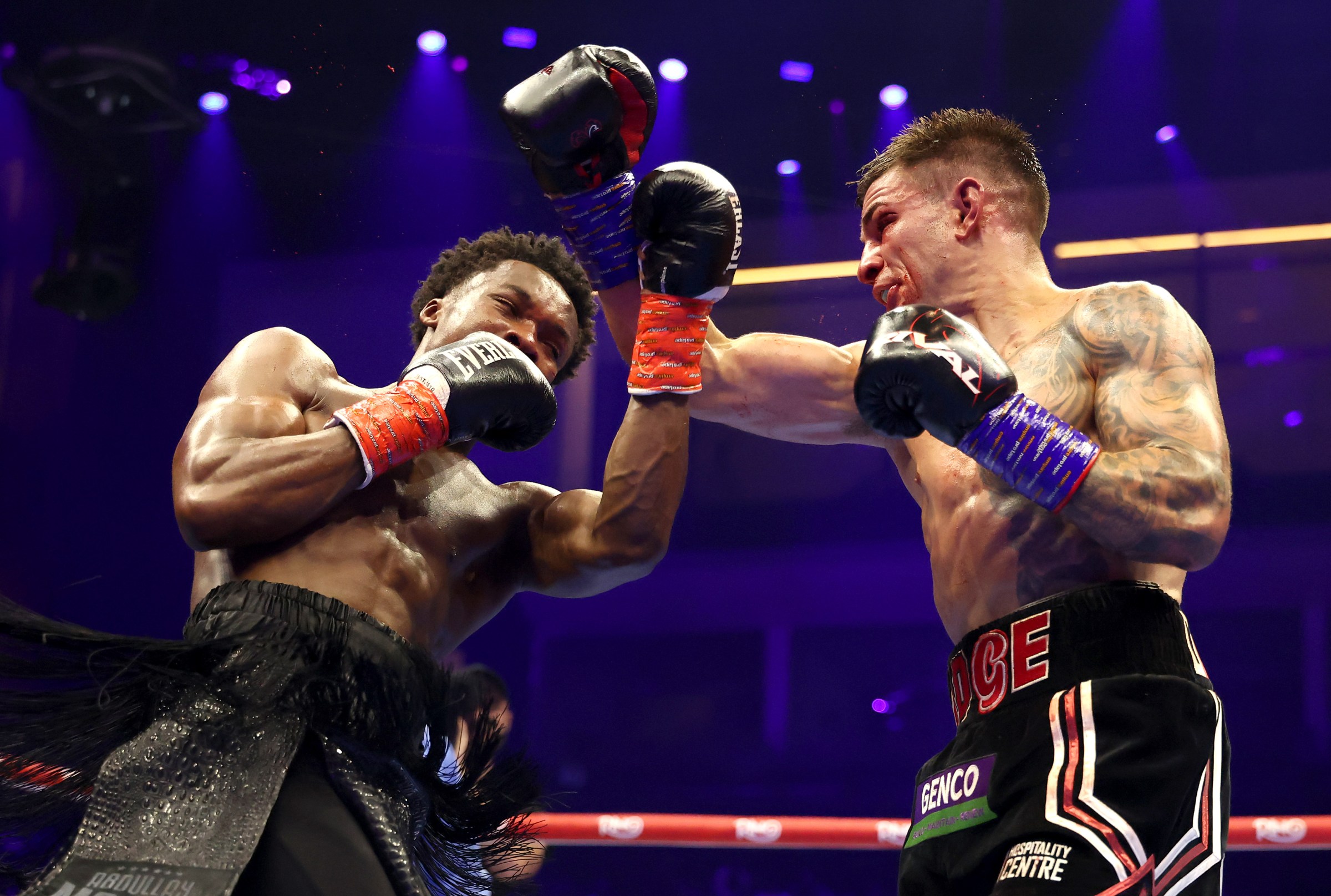 Abdullah Mason vs. Sam Noakes: RTFight Statistics