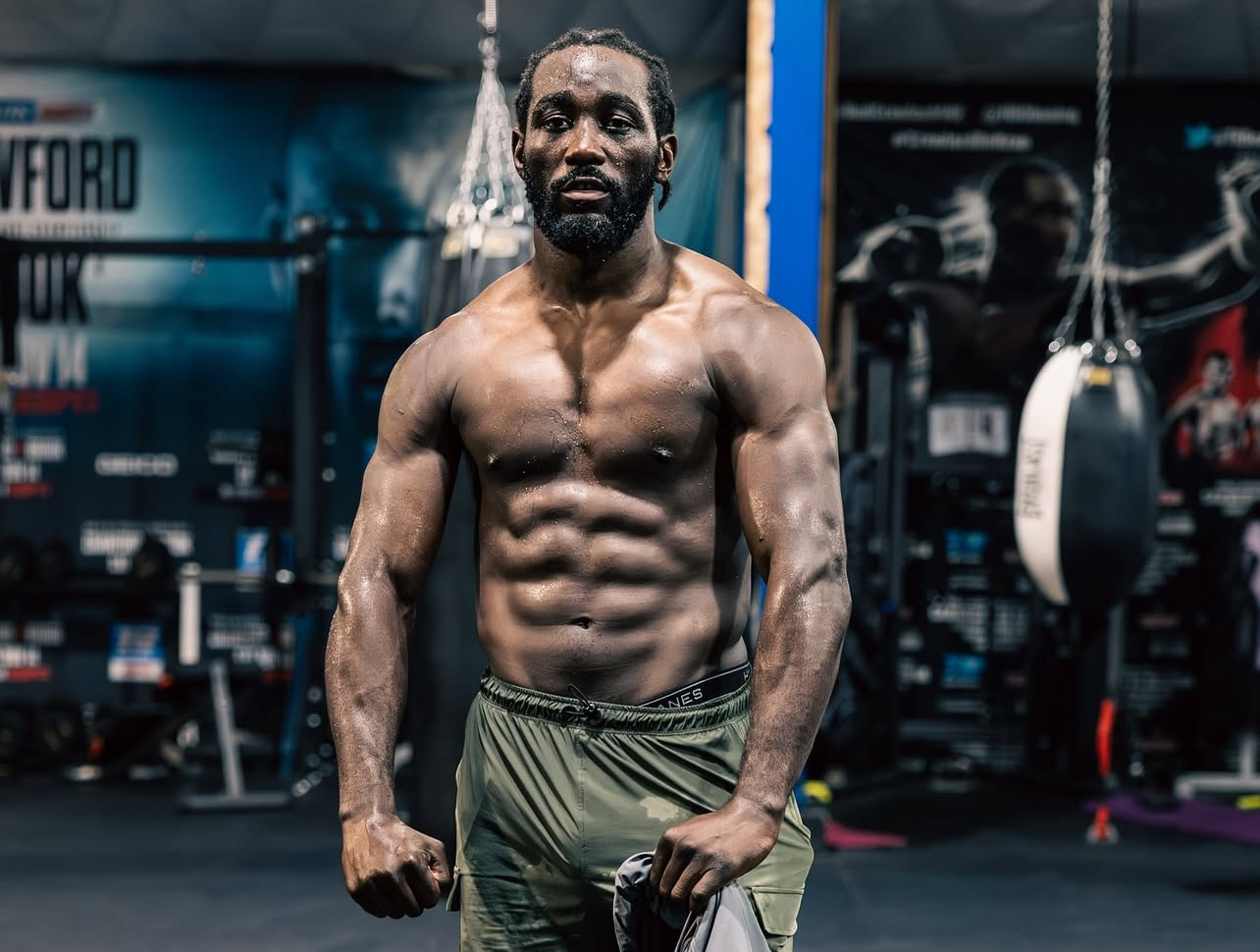 Terence Crawford Shows Off Physique Ahead of Canelo Fight