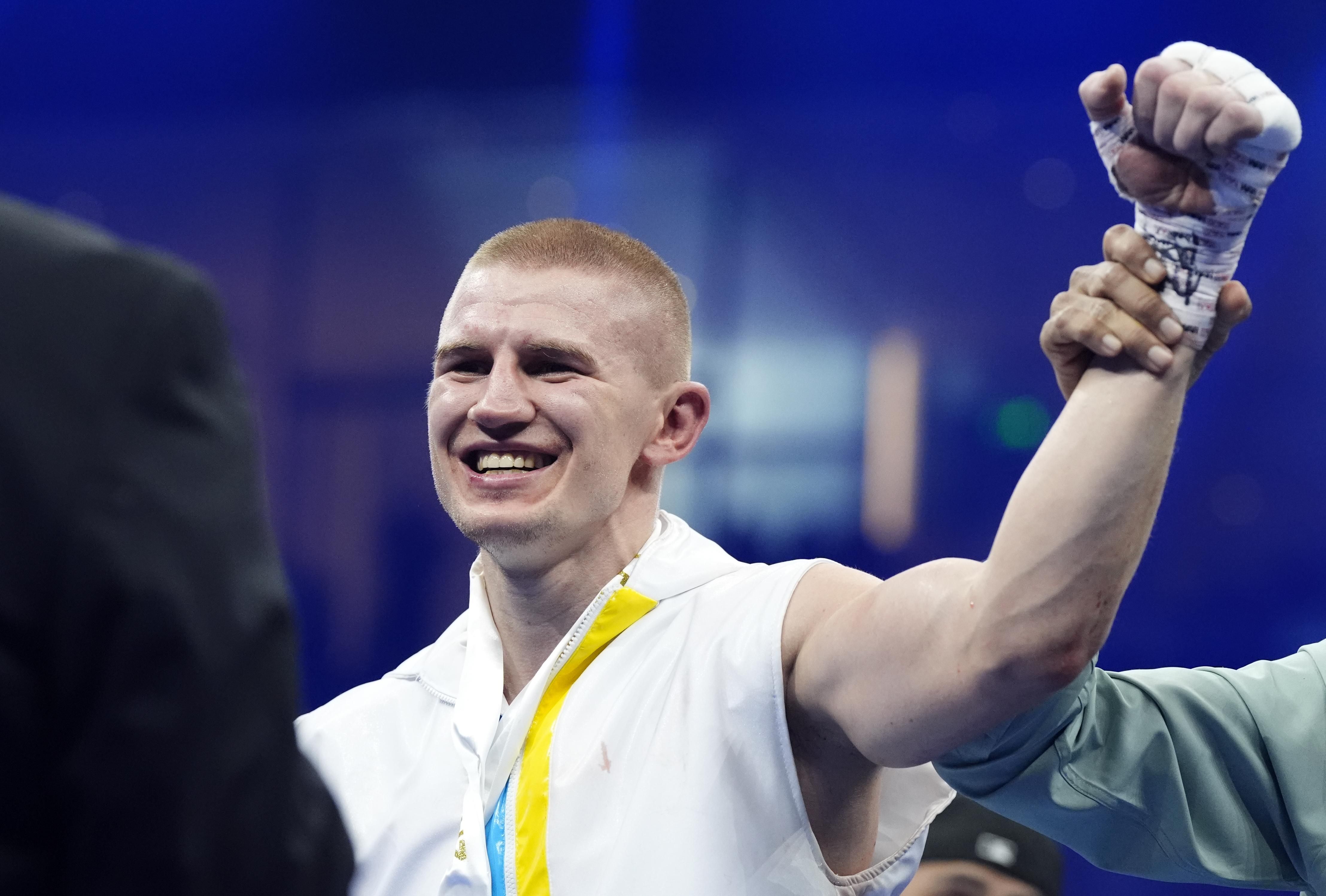 Bohachuk Offered Fight to Murtazaliev: “They Shift It to Politics”