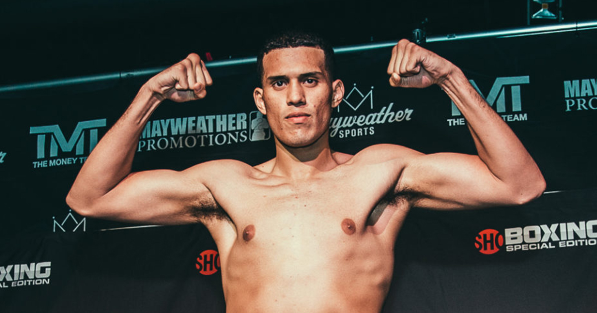 Benavidez no descarta subir al peso pesado