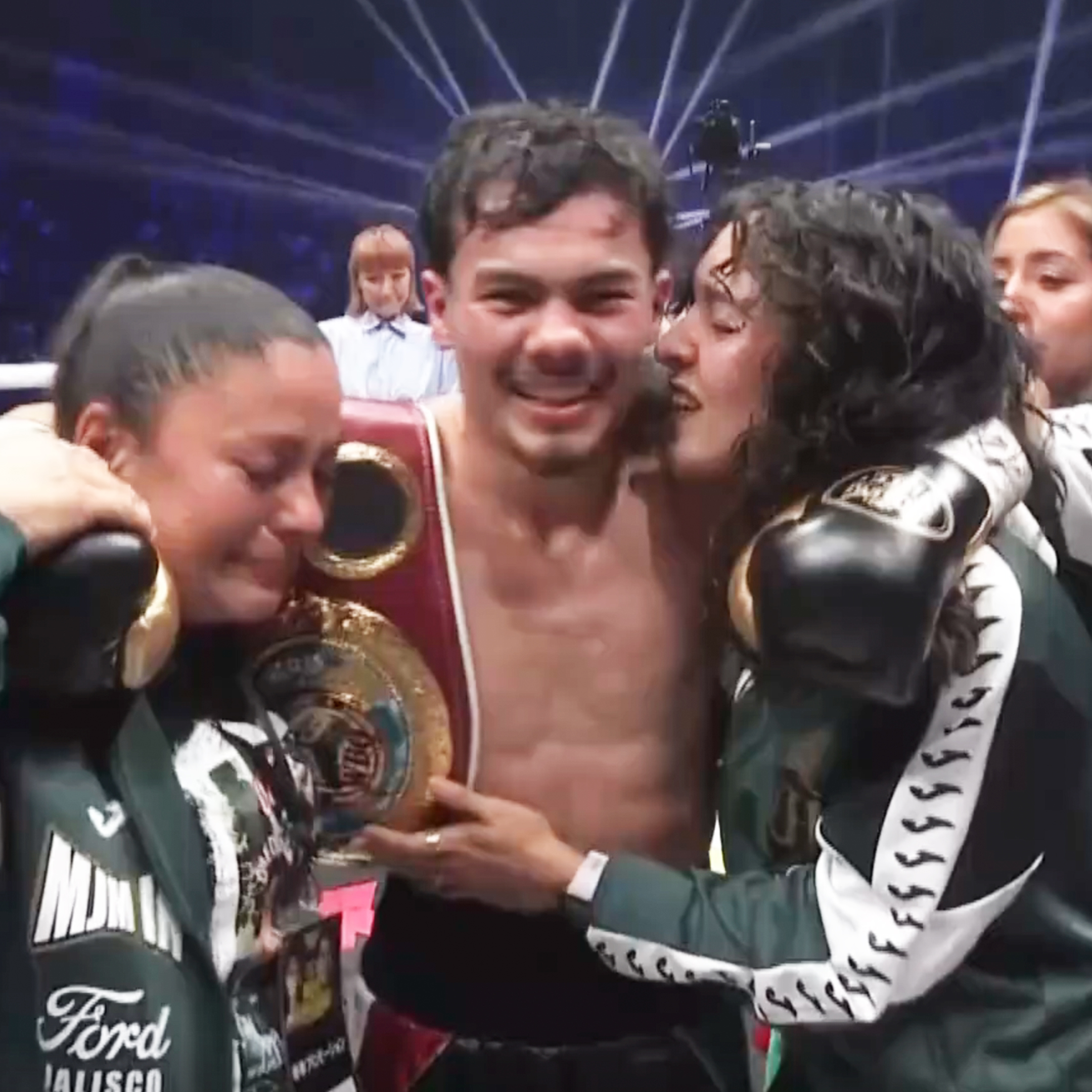 Medina Jimenez Knocks Out Takei Before Mid-Fight