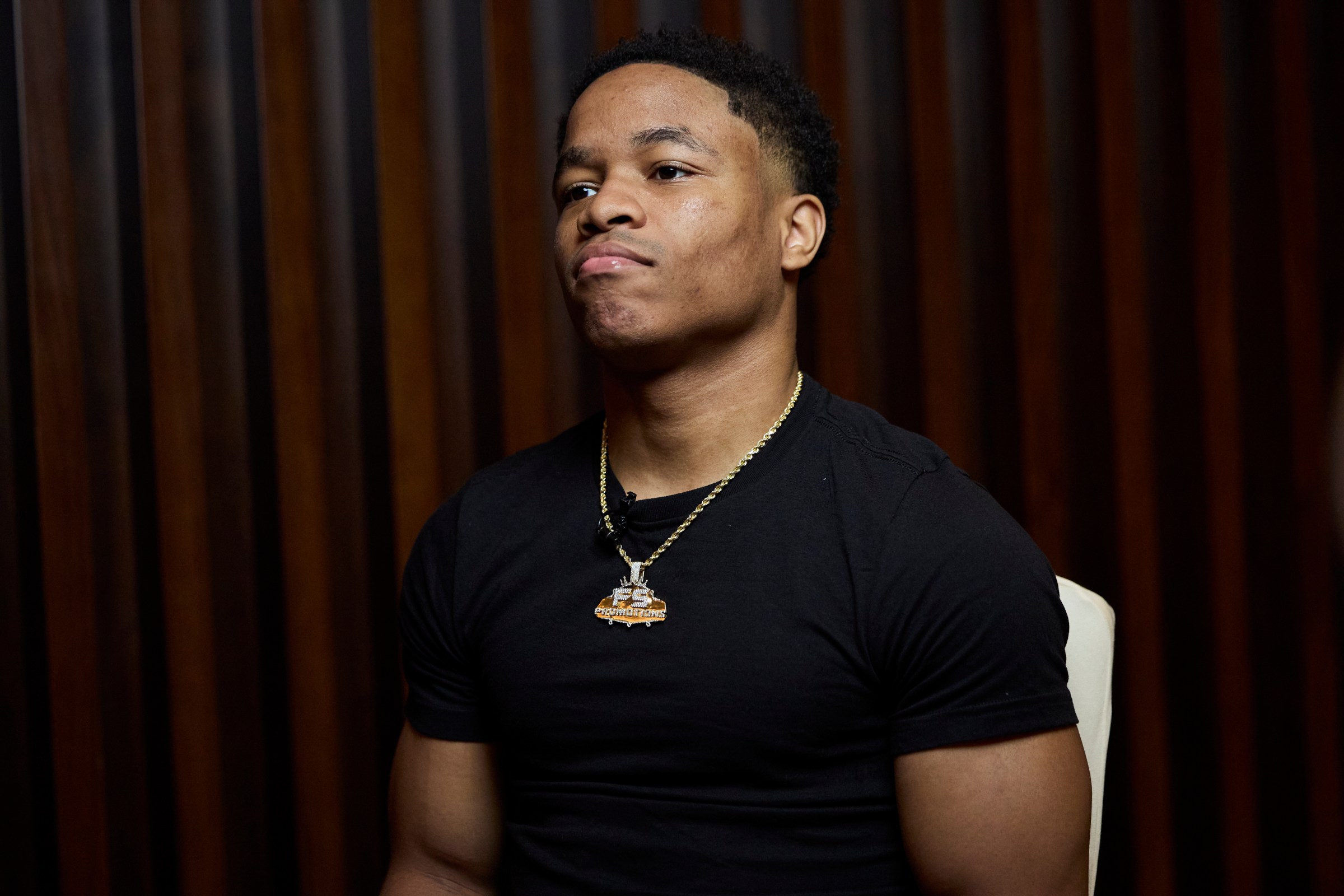 “Lo pondrá a dormir”. Floyd Schofield eligió a su favorito para la pelea Norman – Haney