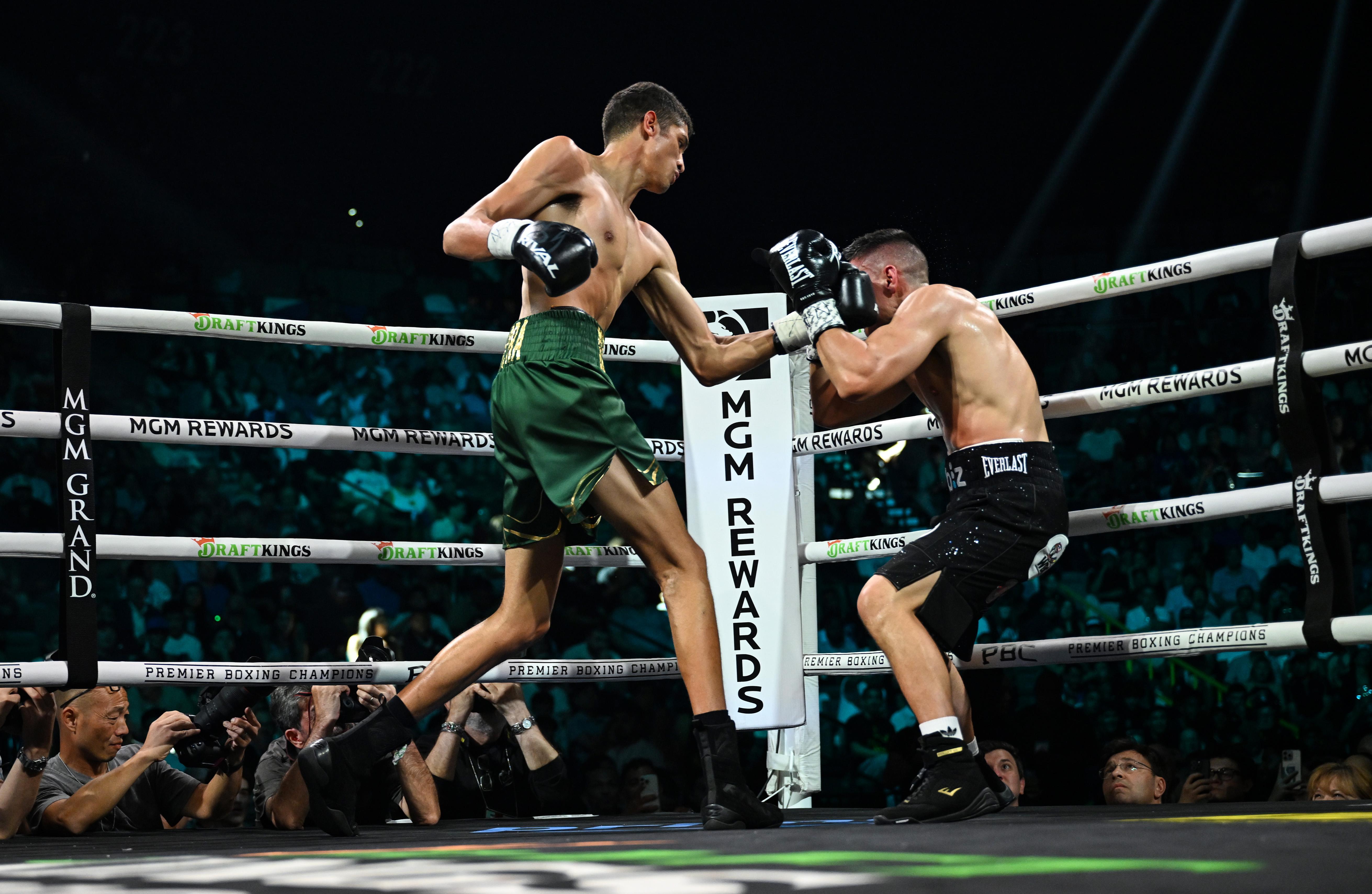 Fundora Beats Tszyu Again—This Time Inside the Distance Fundora Beats Tszyu Again—This Time Inside the Distance