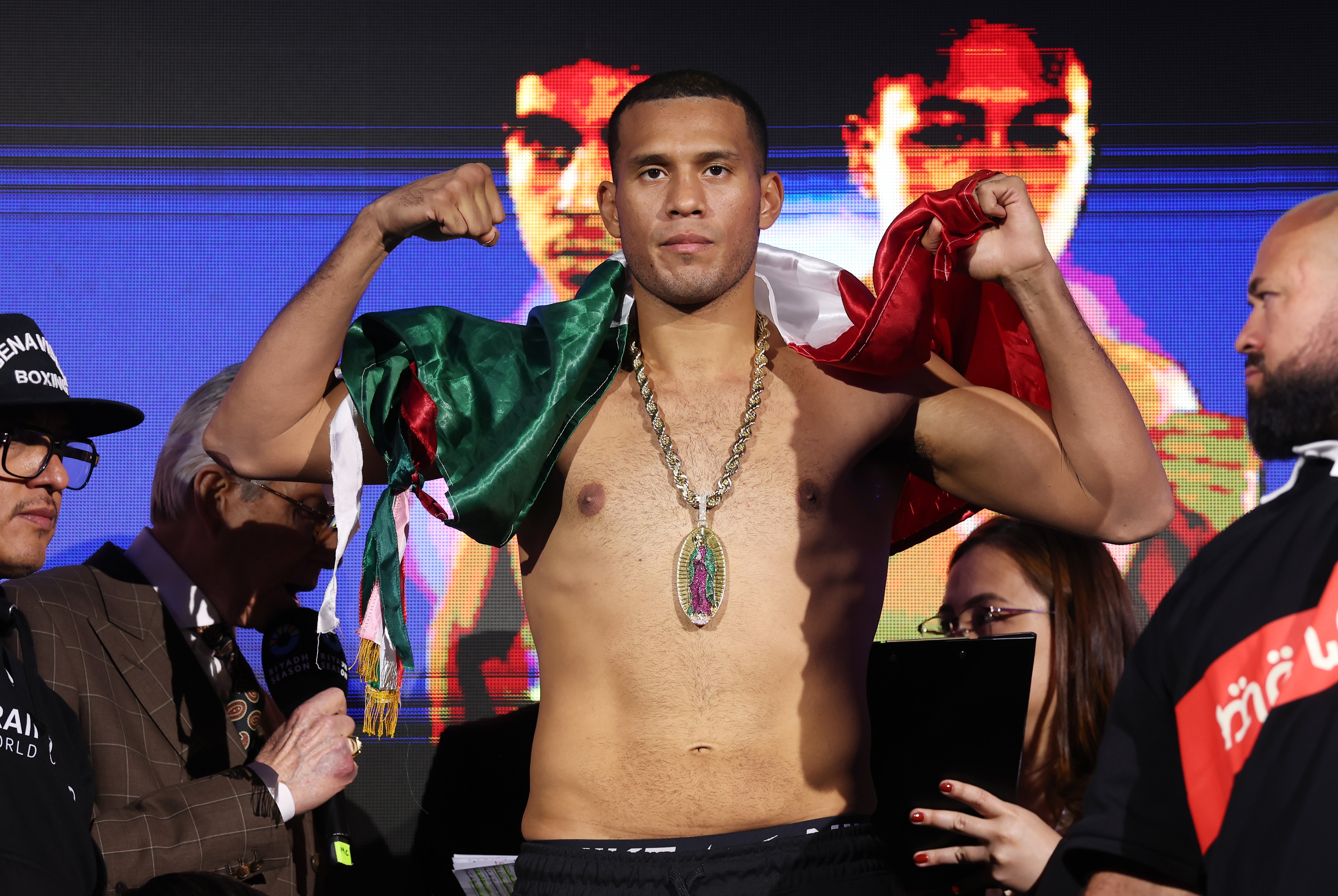 David Benavidez: “I Want to Be Mentioned Alongside Usyk and Crawford”