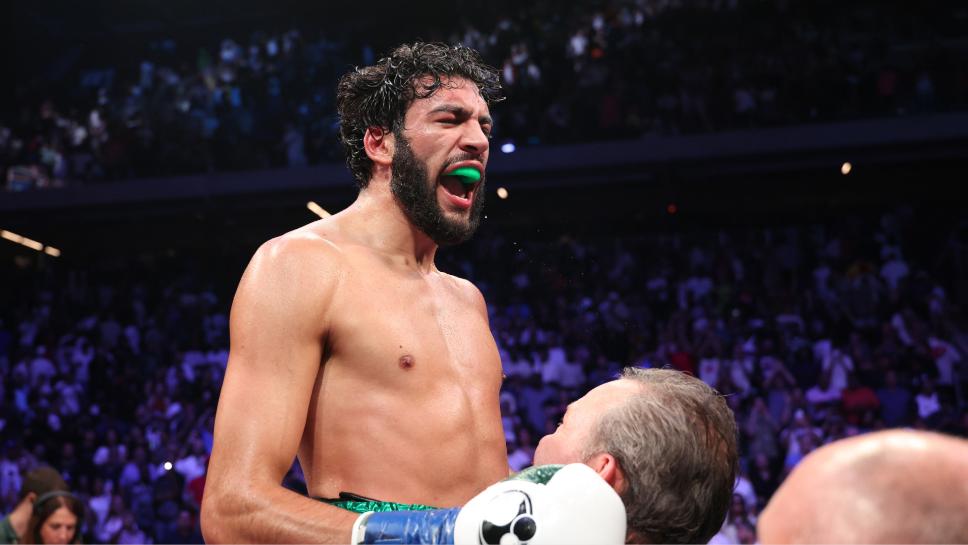 Sheeraz tras el nocaut a Berlanga abre la puerta para un combate con Canelo Sheeraz tras el nocaut a Berlanga abre la puerta para un combate con Canelo