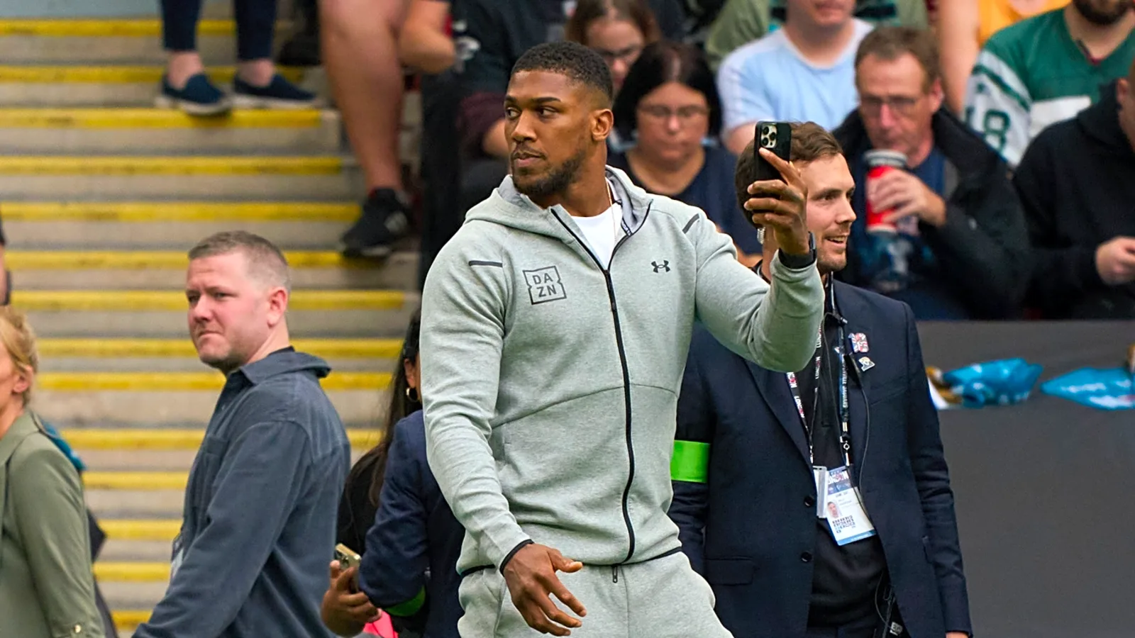 Expert Explains Why Andre Ward Would Be a Tough Opponent for Joshua