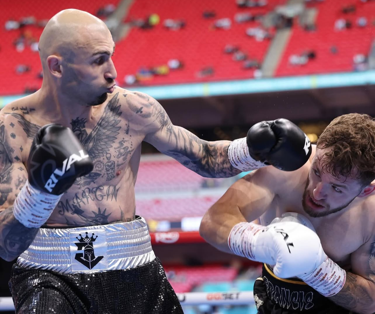 Lasha Guruli venció por nocaut técnico a James Francis Lasha Guruli venció por nocaut técnico a James Francis