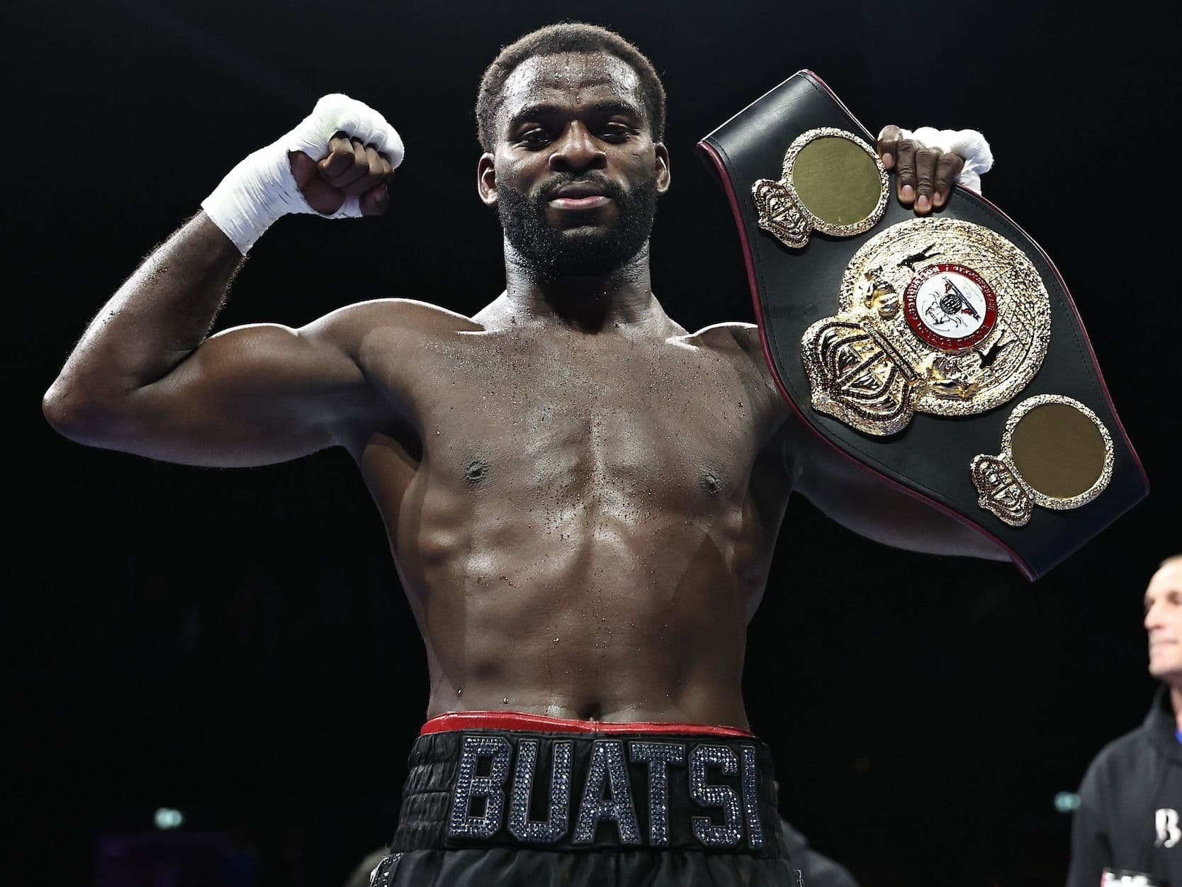 Buatsi sobre la pelea con Parker: «Los campeones ganan a cualquier costo» Buatsi sobre la pelea con Parker: «Los campeones ganan a cualquier costo»