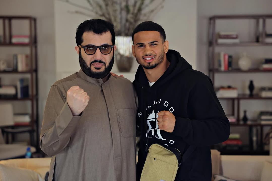 Вариант для Ролли: британский экс-чемпион предлагает бой Вариант для Ролли: британский экс-чемпион предлагает бой