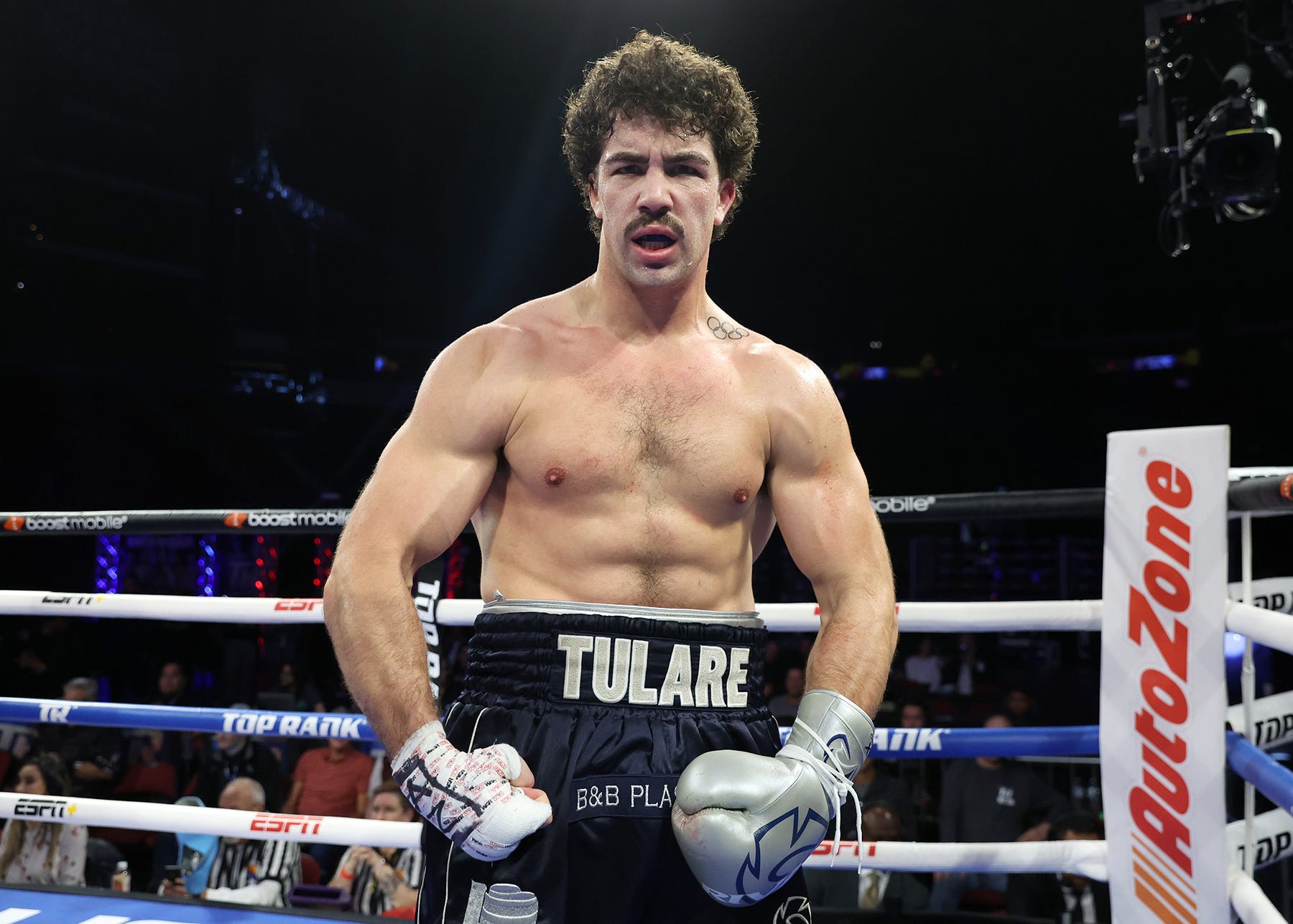 A Richard Torrez le vuelven a ofrecer pelea contra Sánchez